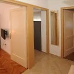 Voshta 2 Bedroom Zára