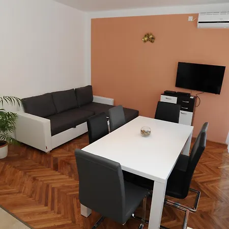 Apartment Voshta 2 Bedroom Zadar